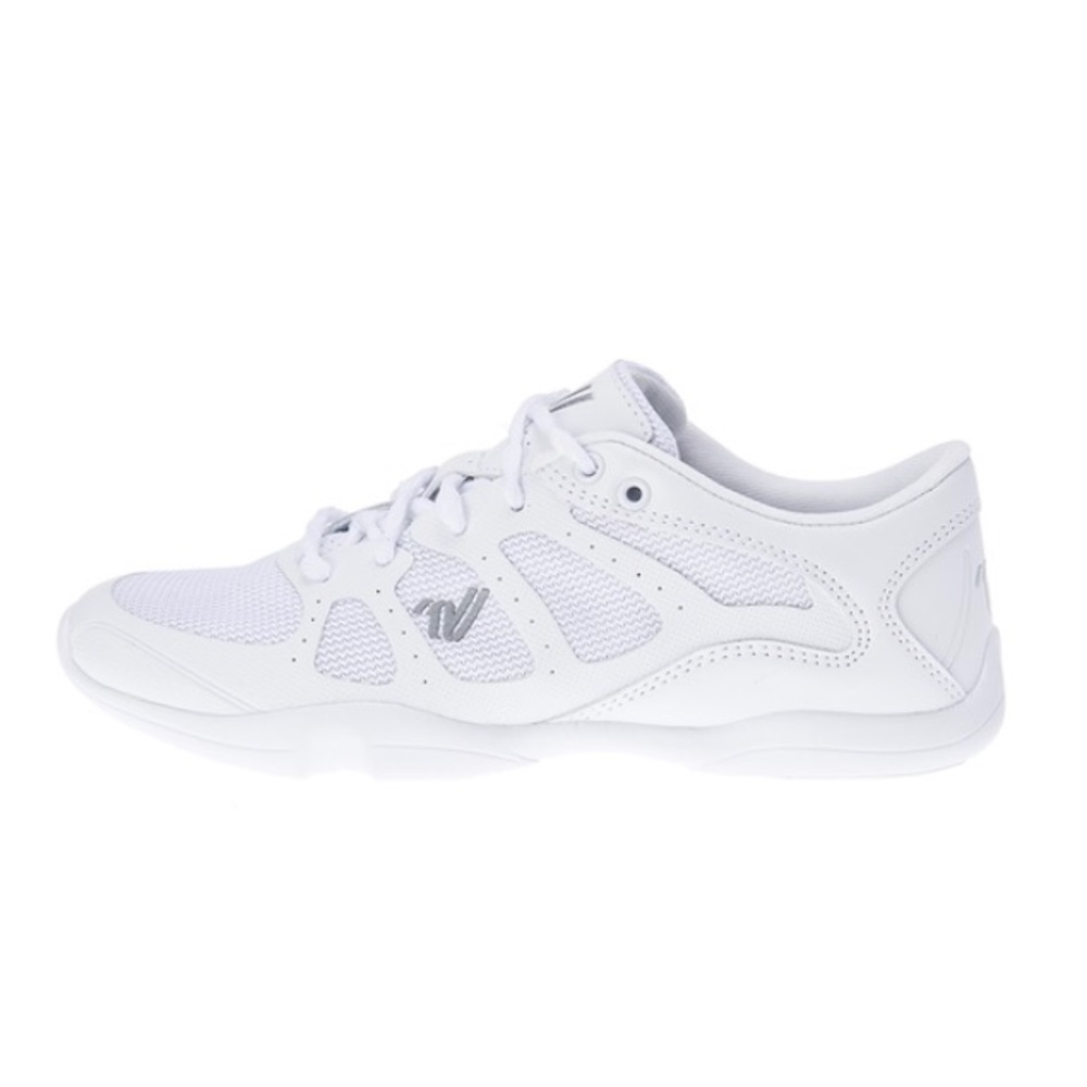 Varsity brand A41 Cheerleading Shoes  8.5 / White